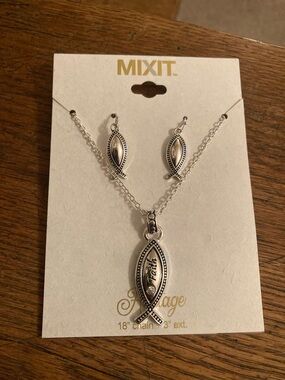 MIXIT Heritage Christian Fish Ichthys Earrings & Necklace Set NWT